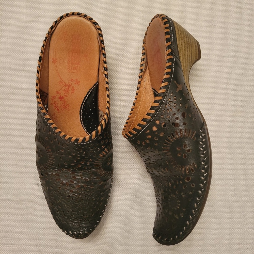 Pikolinos 39 Mules Black Leather Laser Cut Wedge Spain 8.5 Tabarca Tortue